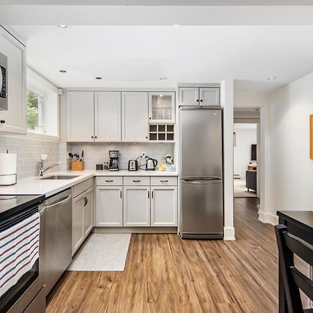 Gorgeous 4 Bedroom Garden Level Suite At Vancouver West & Ubc Exteriör bild