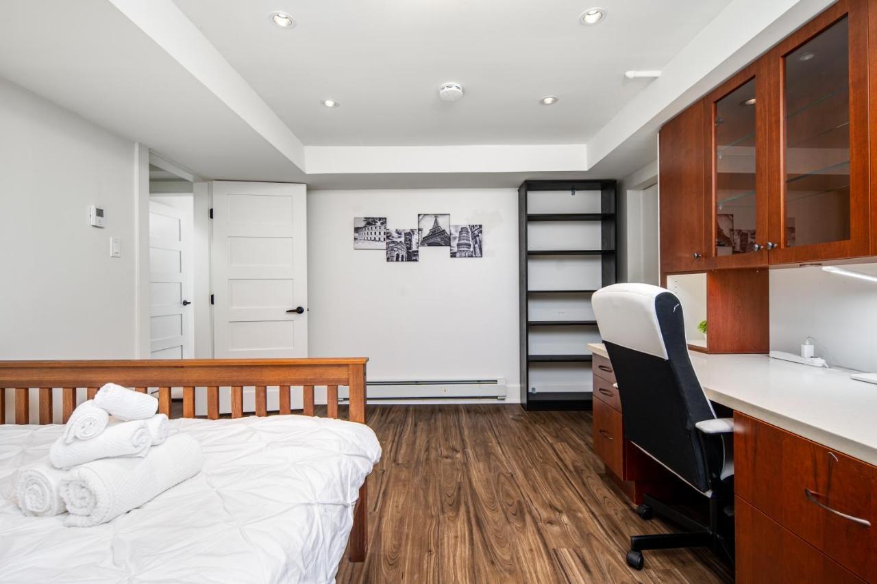 Gorgeous 4 Bedroom Garden Level Suite At Vancouver West & Ubc Exteriör bild
